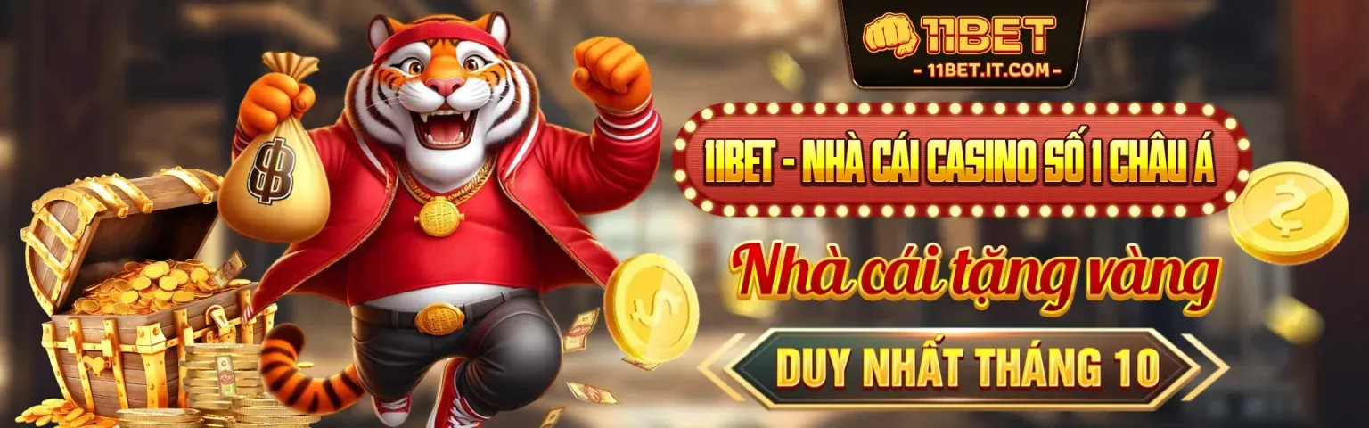 Bàn Roulette sang trọng với chip cược và bánh xe đang quay tại gacam67 chính thức